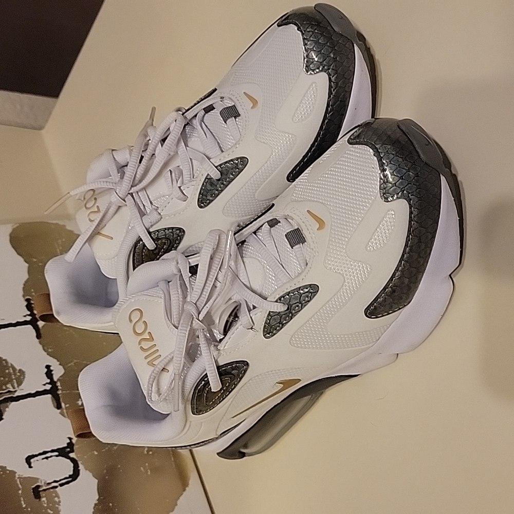 Nike, size 6Y